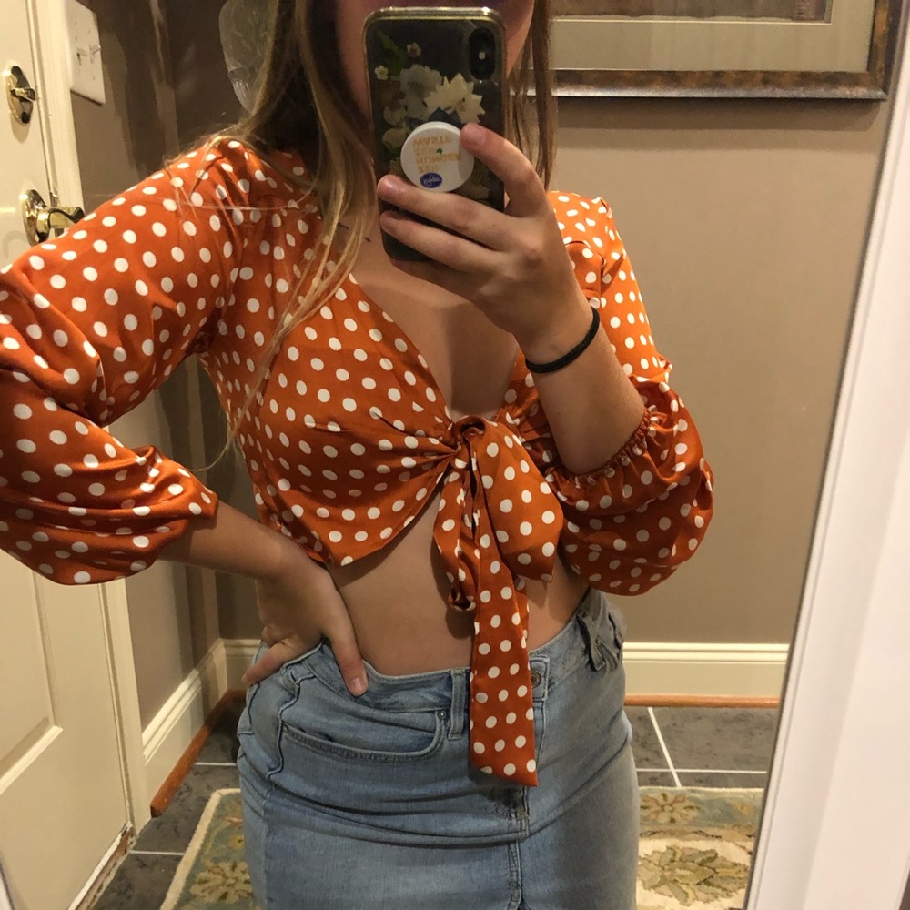 Polka Dot Tie Front